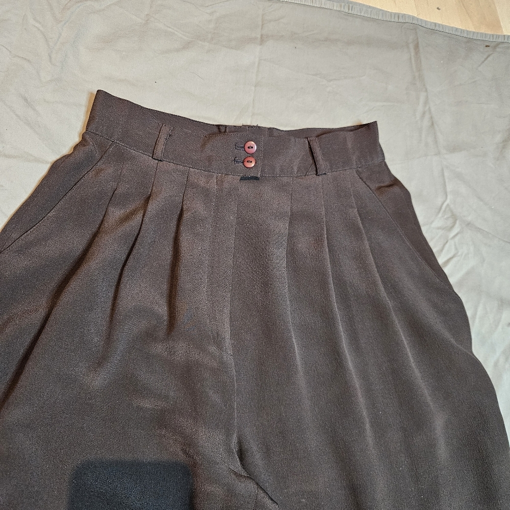 Vintage Saks Fifth Avenue Silk Pleated Pants | Peter Nygård | High Rise | Size 4 - Picture 4 of 11